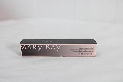 Mary Kay 092192 Perfecting Concealer Deep Ivory .21 OZ Brand New