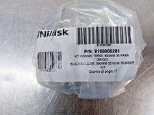 NILFISK 9100000281, Non-Marking Squeegee Blade 890mm 35 Gum Rubber Kit