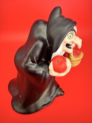 Vtg Disney Snow White Evil Queen Old Hag Witch Apple Basket