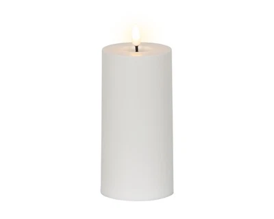 LED Kerze mit Timer & flackernder Flamme 7,5x17cm Kunststoff Weiß Warmweiß - Bild 1 von 4
