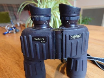 Steiner Safari 9x40 Binoculars - Good Condition Fully Working - £300+ when new - Image 1 of 4