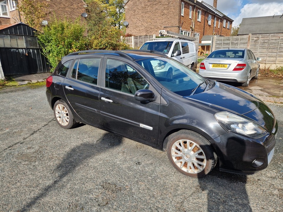 2010 Renault Clio 1.5 dCi 86 Dynamique 5dr LOW MILEAGE CHEAP ROAD TAX