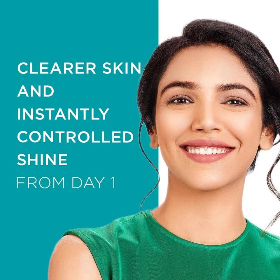 Simple Daily Skin Detox Purifying Facial Wash 150ml - Imagem 3 de 4