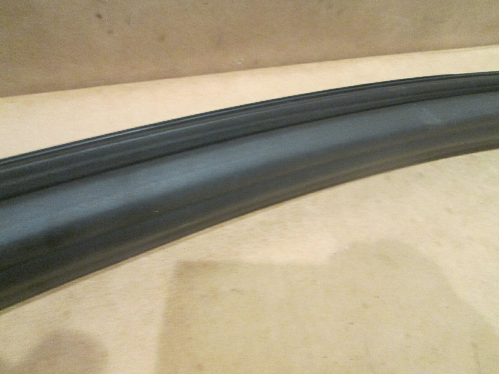 Ferrari 458 - LH Door Upper Perimeter Seal - 84087500