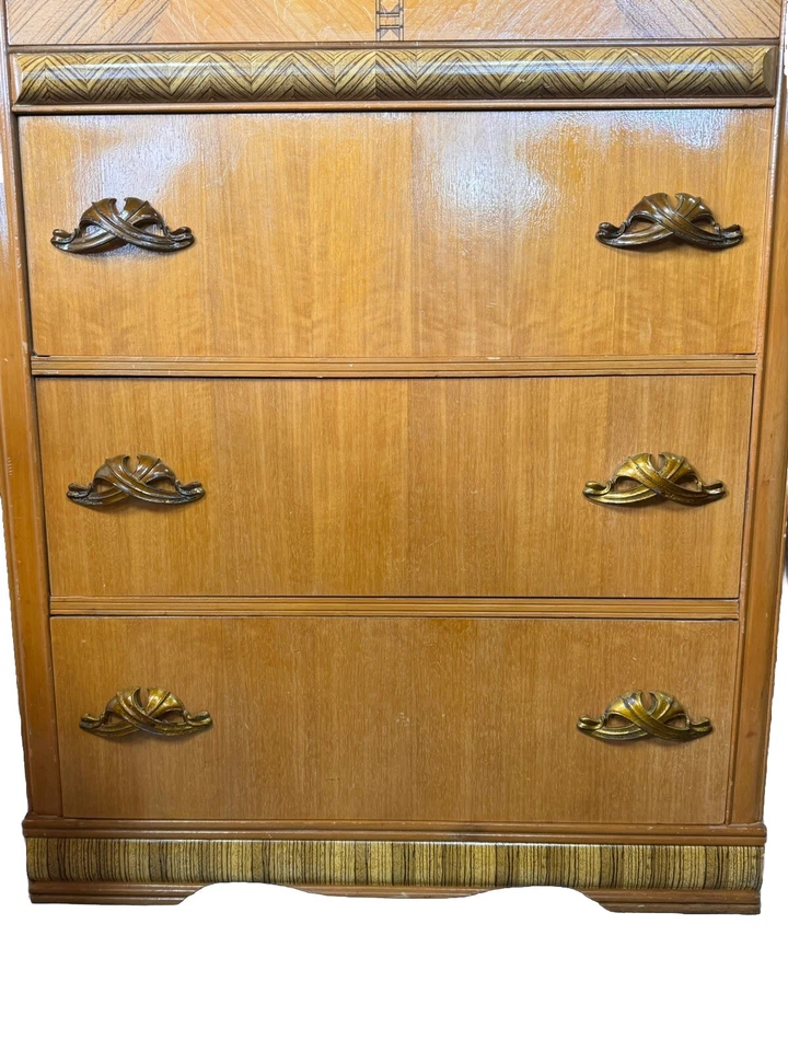 👀Conjunto de quarto cachoeira década de 1940 CAMA COMPLETA, CÔMODA, PENTEADEIRA, ESPELHO, CADEIRA - Imagem 4 de 4