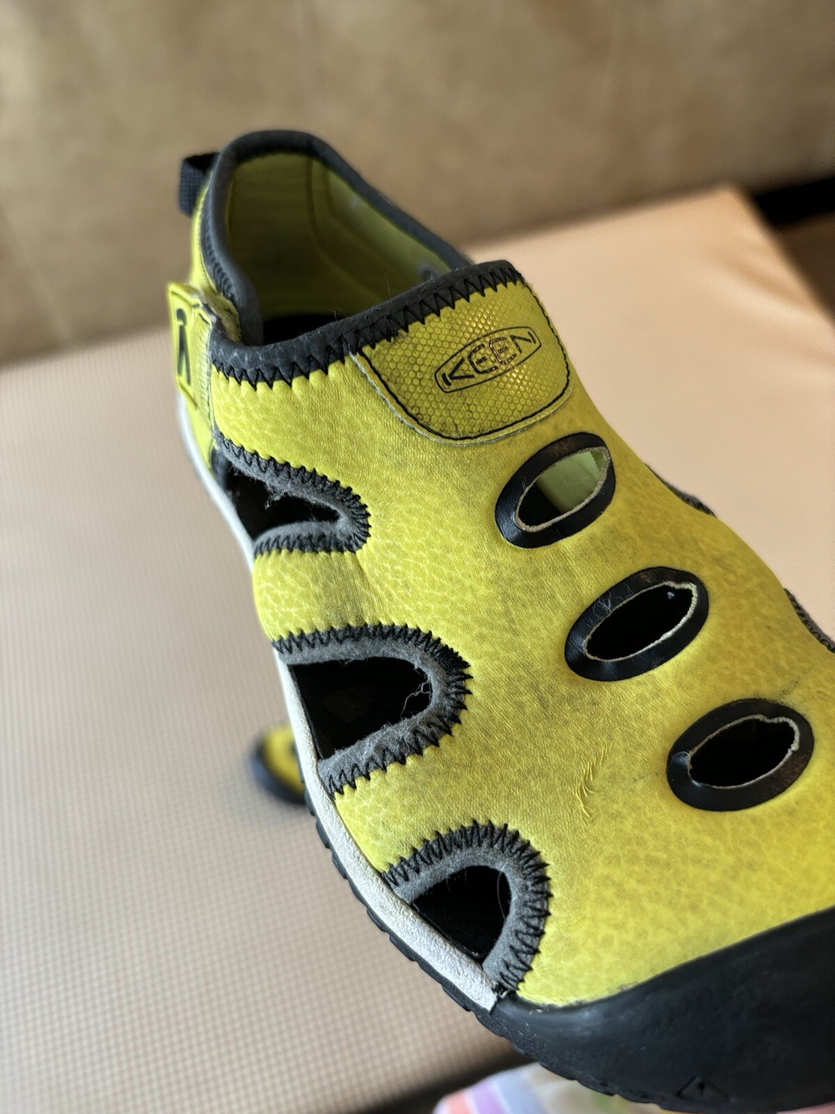 Scarpe sandali acqua KEEN STINGRAY multicolore grandi bambini nuovi taglia 2. FIERA. Leggi*