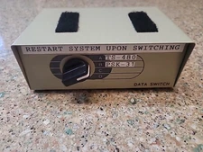 Vintage 4 way DATA TRANSFER SWITCH A B C D Vtg Four Port Grey Data Switch Box