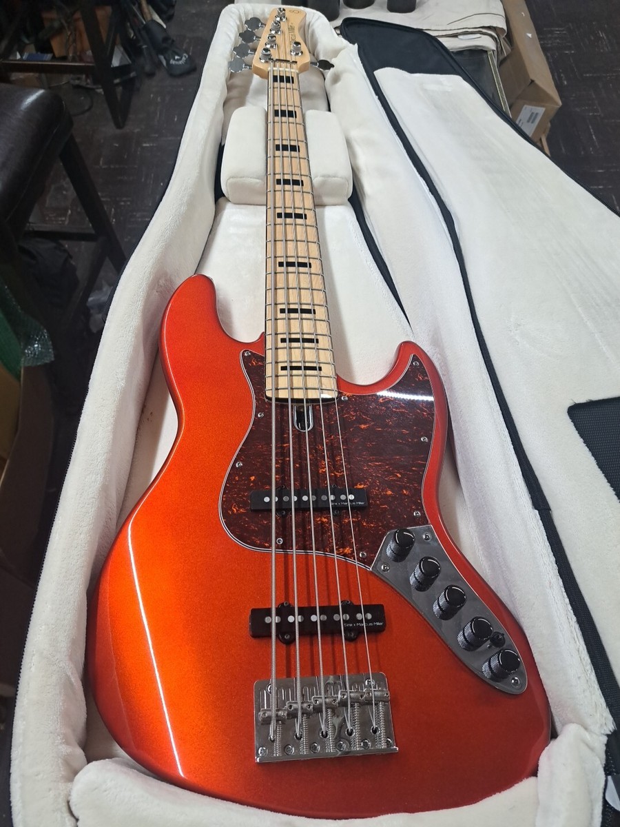 Sire Marcus Miller V7 Vintage 2nd Gen Bass, 5-String Ash BMR