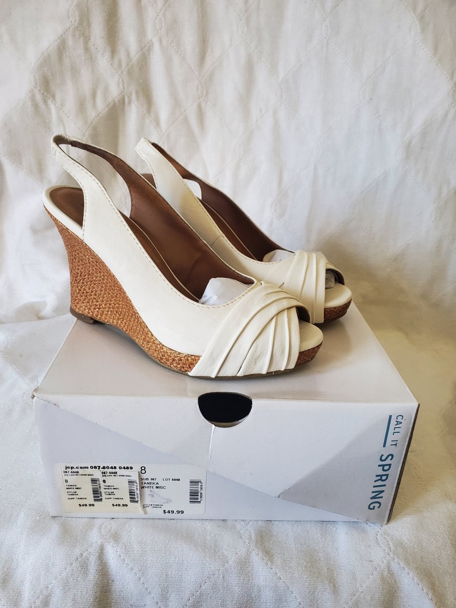 Size 8 Women's - Call It Spring Taneka Wedge Heel White