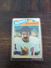 1977 Topps Russ Francis #251 - New England Patriots