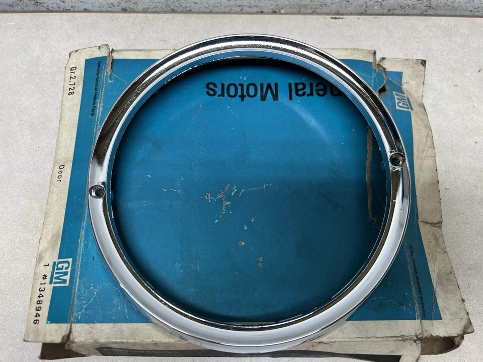 1961 1962 Buick Skylark специальный новый из старых запасов ободок фары ободок фары кольцо отделки 1348946 - Изображение 2 из 4