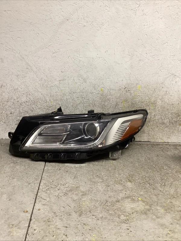 2017-2020 Lincoln Continental Headlight Left LH Driver Side Xenon HID w/AFS OEM