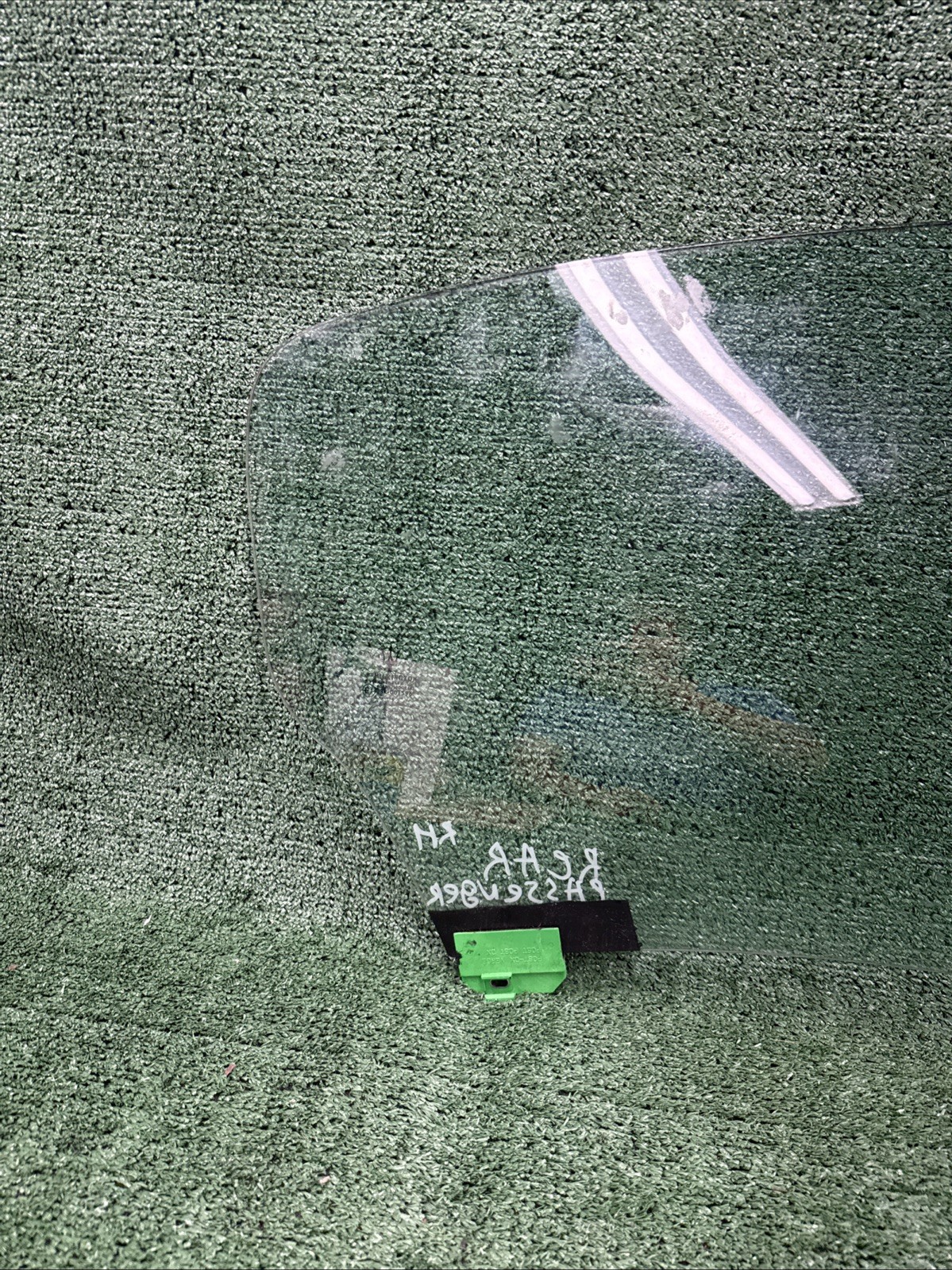 Rear Door Glass Right OEM 2004-2012  Maserati Quattroporte