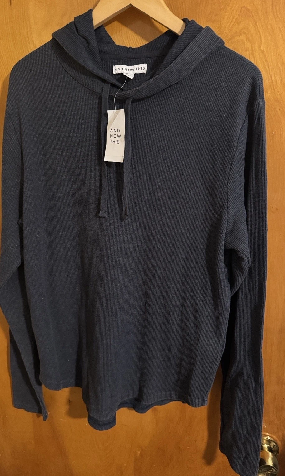 Thermal Hoodie Mens Medium Navy
Opens in a new window or tab