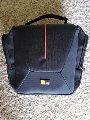 Case Logic DSLR Camera Shoulder Bag - Medium Size Black Red Padded Case