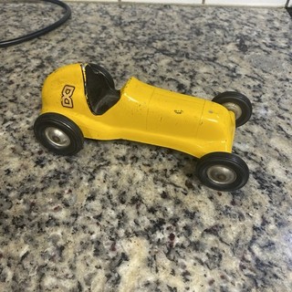 Vintage L.M. Cox Mfg. Co. #8 Yellow THIMBLE DROME SPECIAL TETHER CAR