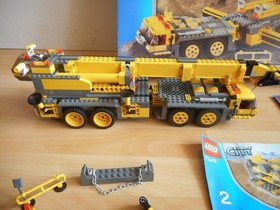 LEGO City Mobile Crane with Box (Lego No: 7249)