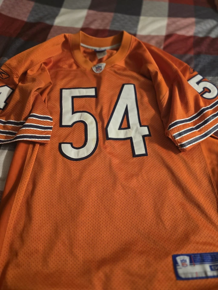 Camiseta deportiva Reebok Brian Urlacher Chicago Bears naranja alternativa talla 50 Foto 2 de 2