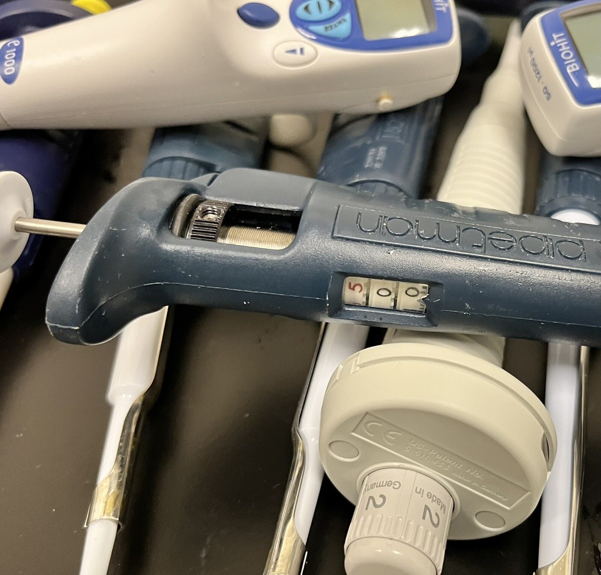 Refurbished 100-20 uL single channel Gilson Pipetman 3 Month