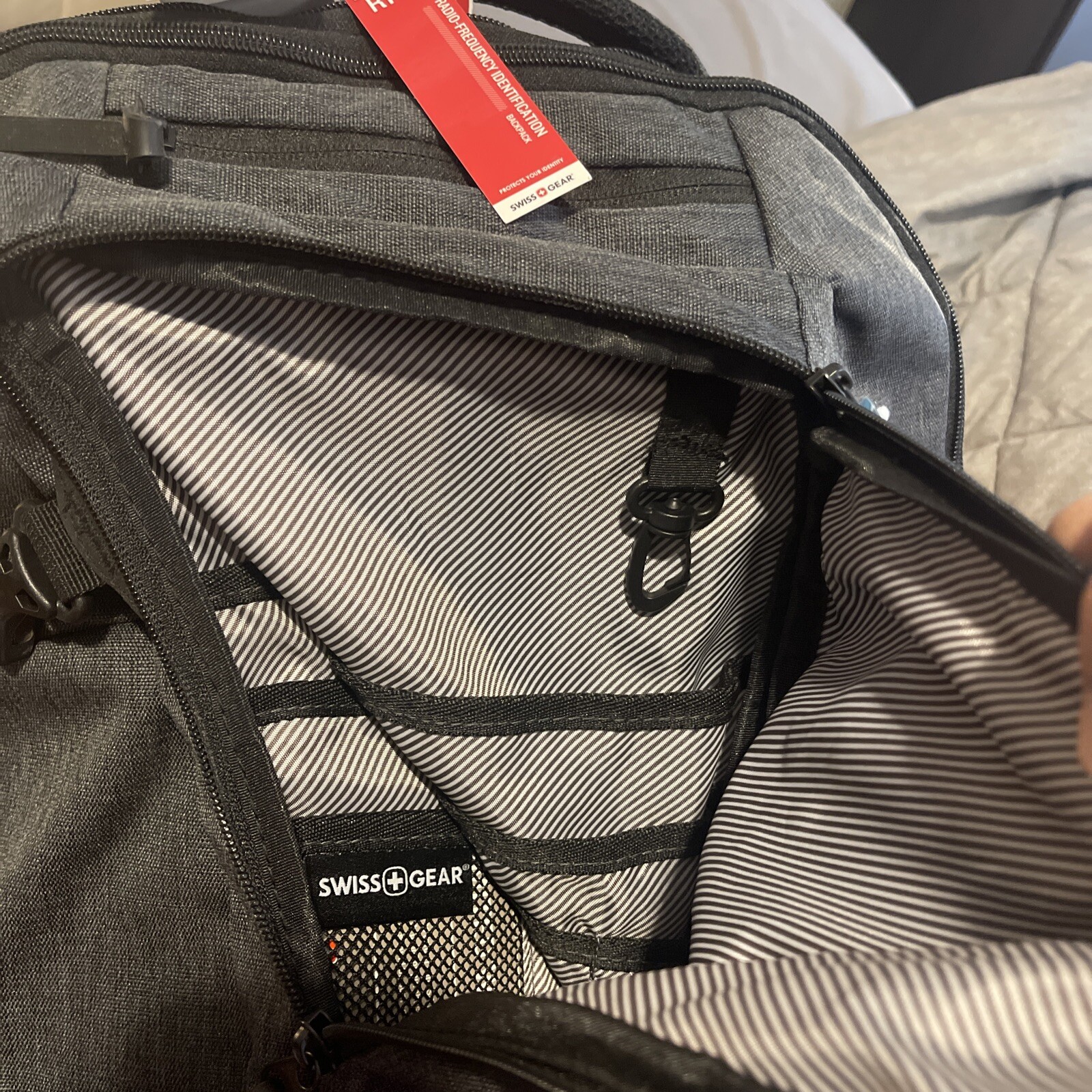 swissgear 22 backpack