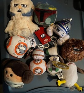 9- FUNKO STAR WARS MYSTERY MINIS 3" PLUSH CLIP and other stuffed minis