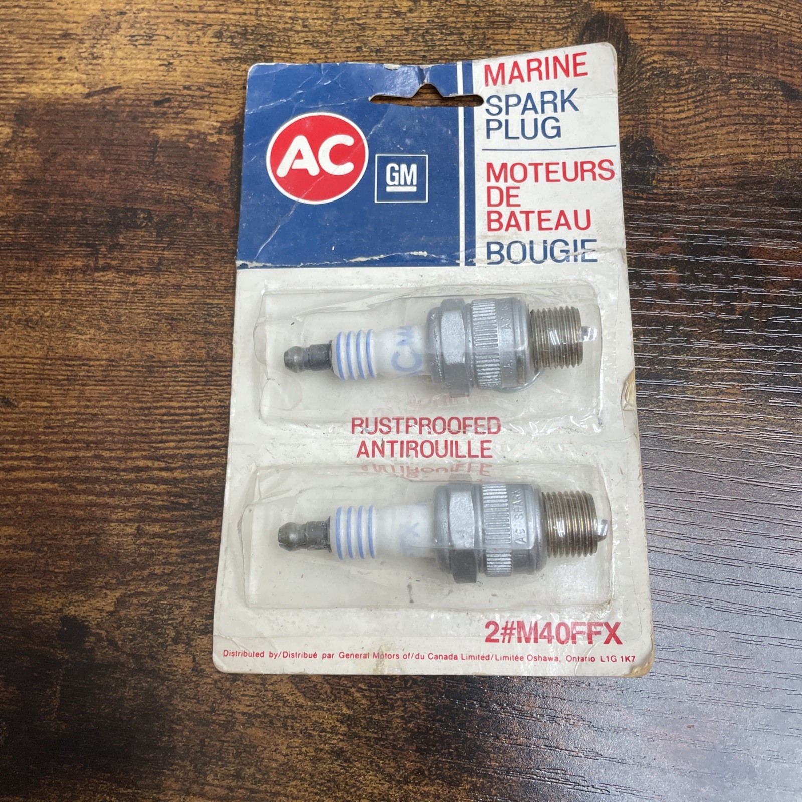 AC DELCO M40FFX Marine Spark Plug Qty-2 NOS