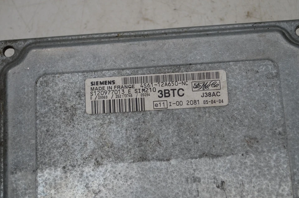 103386- Centralina ECU Ford Fiesta V Dal 2002 al 2008 Cod 4S61-12A650-NC - Immagine 2 di 4