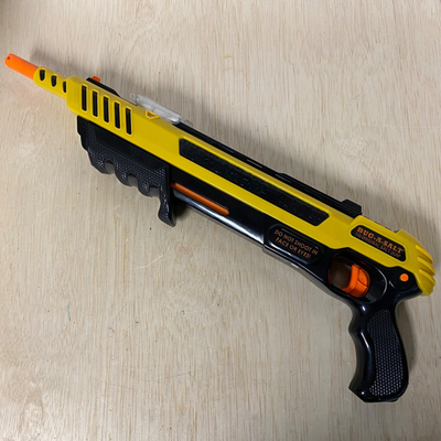 【新品】夏休み BUG-A-SALT3.0 バグアソルト3 Bug-A-Salt 3.0 Black Yellow Original Salt Gun Kills Flying Insects