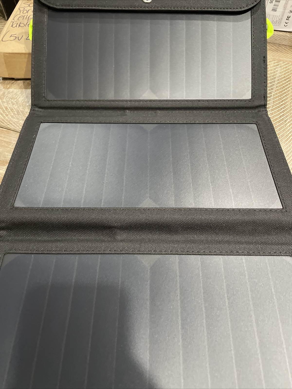 Ryno Tuff Portable Solar Charger for Camping 21W Foldable Solar Panel