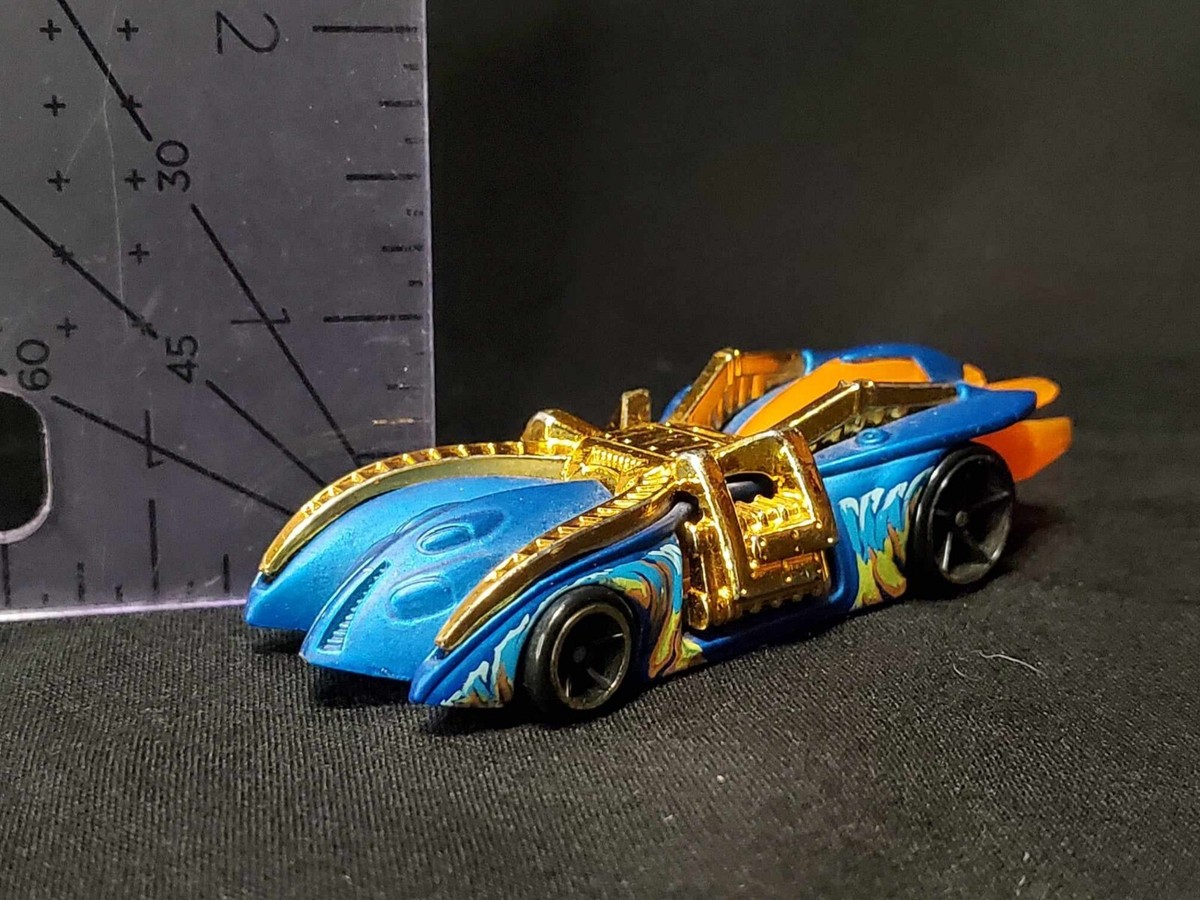 Arachnorod - 2013 Mattel Hot Wheels HW Imagination: Street Pests 1
