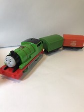 New AAA Thomas The Train Trackmaster PERCY Motorized Engine  Green  Mail