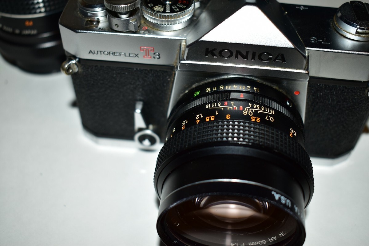 Konica Autoreflex T3 w/ Hexanon 50mm f/1.4, Miida 28mm Lentar 80