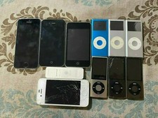 APPLE LOT OF iPOD AND iPHONE MIXED GENERATION - FOR PARTS ONLY