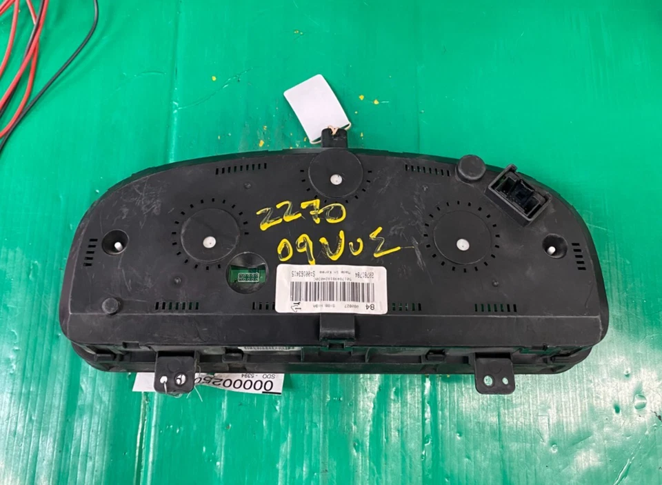 Cuadro de instrumentos velocímetro Saturn Vue 2009 113 k millas 20781784 Foto 3 de 3