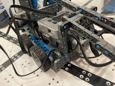 Vex IQ Gen 1 Super Kit Clawbot with brain, controller, motors and sensors