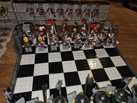LEGO Gear: Lego Kingdoms Chess Set (853373) NEAR COMPLETE!
