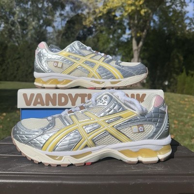 SIZE 10 1203A865-752 VANDY THE PINK atmos Asics Gel-Nimbus 10.1 Ivory Pineapple