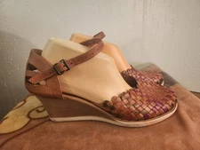 Calzado Lissandra Womens sz Us 10 Brown Leather Huarache Wedge Sandals