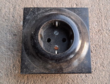 VEB Ostalgie Original DDR Steckdose Unterputz Elektro Porzellan Bakelit 1950er ?