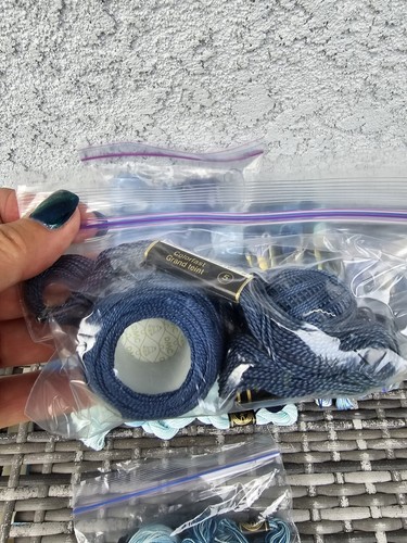 Lot Of DMC Anchor and Misc Floss Some VINTAGE 90% New Blow Out Sale Blue Mix - Picture 4 of 8