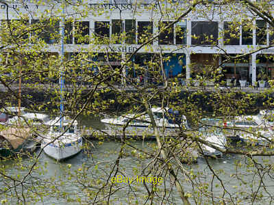 Photo 12x8 Outlook from Bristol Youth Hostel Bedminster A great location f c2014