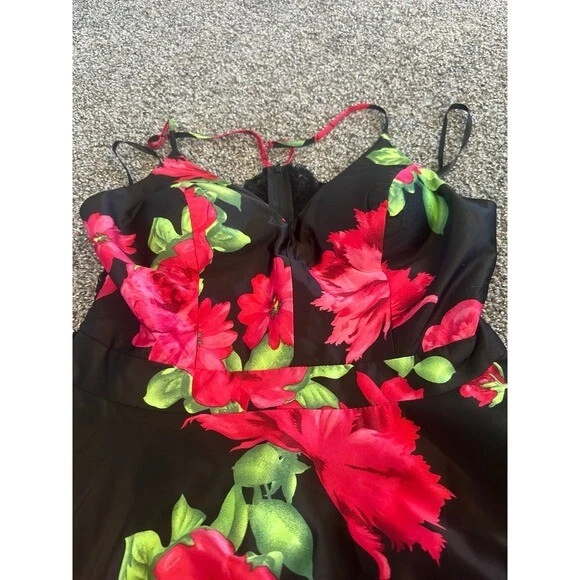 Новый с Ярлыками B. Darlin женщин черный/розовый цветочный длинное платье выпускного вечера/возвращения домой. Размер: 11 - Изображение 4 из 4