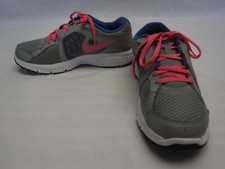 Nike Girls Size 6Y Dual Fusion Running Athletic Shoe Sneakers Gray Pink