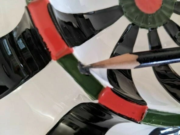 Tablero de dardos de cerámica pintado a mano grande de colección bandeja para servir astillas y inmersiones Foto 4 de 4