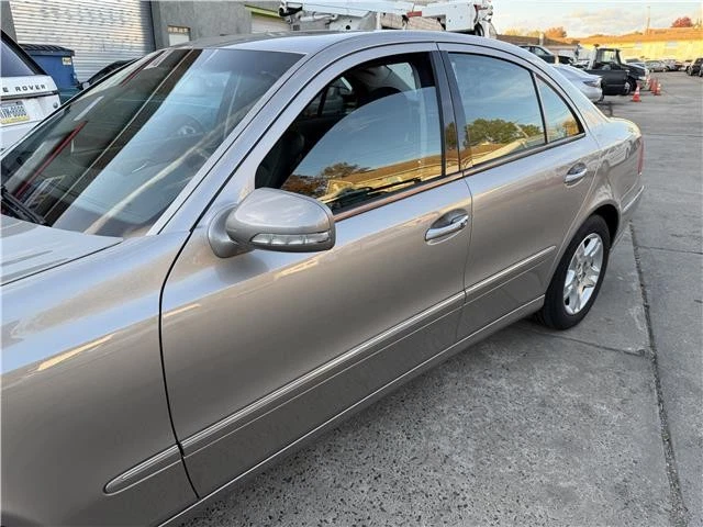 2005 Mercedes-Benz E320 CDI DIESEL - Изображение 4 из 4