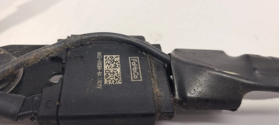 2013-2018 FORD C MAX RH Seat Belt Front Bucket Passenger Buckle   Foto 3 de 4