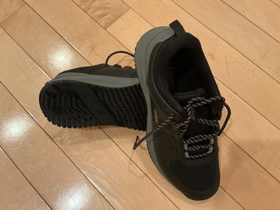 Prince mens tennis shoes (black 10.5) New - Image 4 of 4