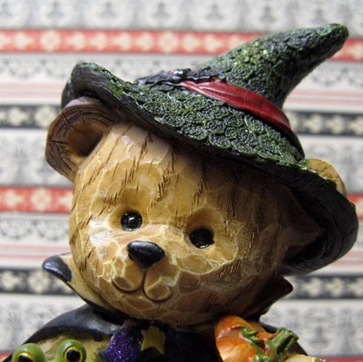 Halloween Teddy Bear Shelf Sitter Witch Hat Cape Pumpkin Frog Resin Fabric