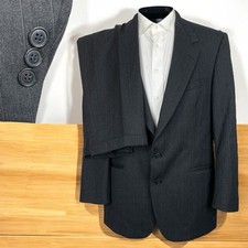 Man In Wool USA Made 2 Piece Suit Mens 42R 36x31 Gray Striped Wool Two Buttons
