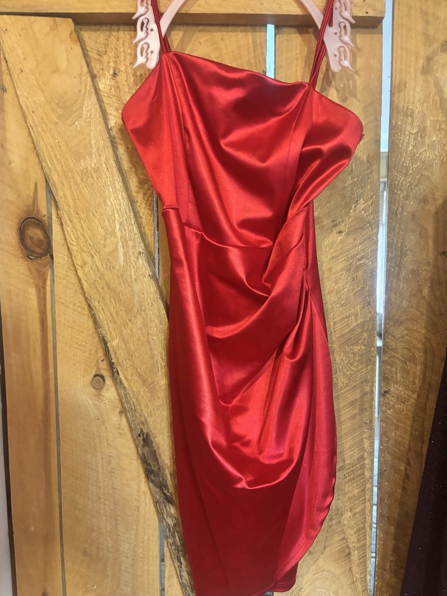 red lace formal dress Elegant Red V-Neck OverSkirt Lace Applique Prom Dresses main image 1